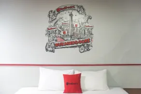 RedDoorz Plus near RSCM Jakarta - Habitación