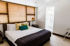 The Narrows Landing Hotel - Habitación