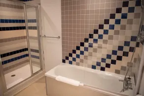 Privilège Appart Hôtel Saint Exupéry - Baño