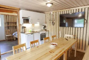 Peace and Privacy Travel - Aulanko Lake Hide-out - Spiseområde på rommet