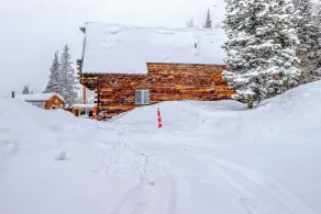 Rustic Cabin Stay in Brian Head Resort w/ View - Innenbereich