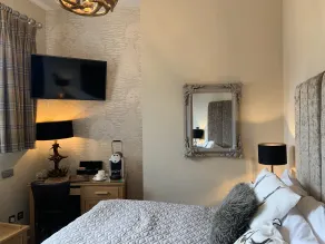 The Wheatsheaf Hotel, Sandbach - Room