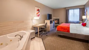 Best Western Plus New Cumberland - Chambre