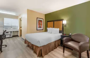 Extended Stay America Suites - St Louis - Westport - E Lackland Rd - Room