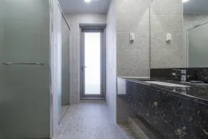 Gangneung Chonpines Ocean Suites Hotel - Baño