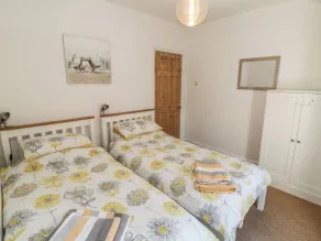 22 St Marys Walk - Room