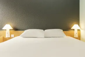 ibis Carcassonne Centre - La Cité - Room