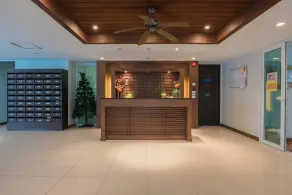 6-18 - 3 Bdr Spacious Penthouse With Shared Pool - Lobby