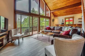 Mountain View & Hot Tub in Ellicottville New York - Innenbereich