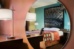 Super 8 by Wyndham Peoria - Chambre