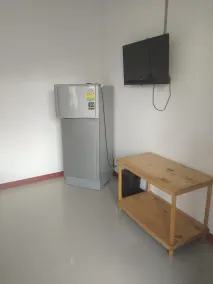 Chomlay Restaurant & Room for Rent - Habitación