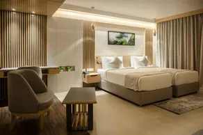 HOTEL LAKE VIEW - Room