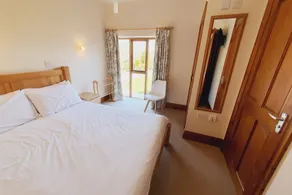 The Victorian Barn, Self-Catering Holidays with Pool and Hot Tubs, Dorset - Chambre