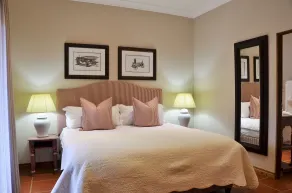 African Hills Safari Lodge & Spa - Zimmer