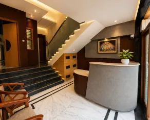  Hotel Kanta Kuteer Barsana - Lobby