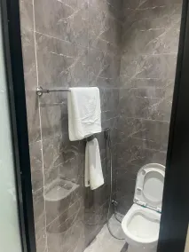 Mayon Serviced Apartments - Bathroom