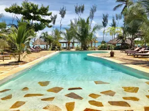 Promised Land Lodge - Pool