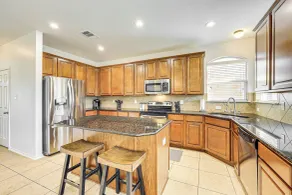 5 Mi to Randolph Afb: Spacious Cibolo Haven! - Interior