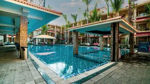 Hotel Sonar Bangla Tarapith - Piscine