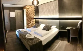 RAVeL Hotel Cyrano - Camera