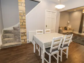 The Tynemouth Cottage - Dining
