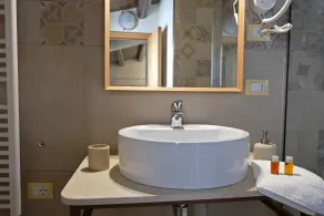 ChocoHouse - Bathroom