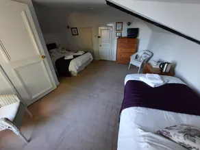 The White Cottage - Room