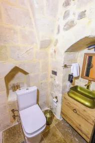 Mardin Bedirhan Bey Konak Hotel - Bathroom