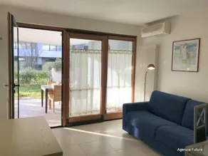 Sweet apartment with bright garden in Grado - Oppholdsrom