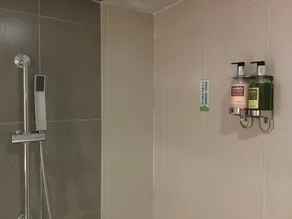 R8 Eco Hotel - Room