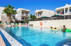 Theoni Apartments - Basseng