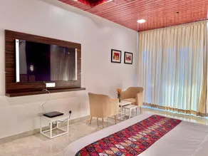 adiMOUNT-Kumaon Eco Resort - Room
