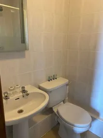 Church Hill House - Bathroom
