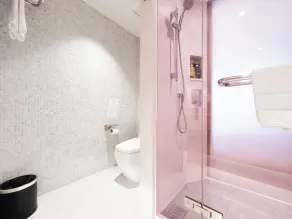 Citrus Sukhumvit 13 Nana Bangkok by Compass Hospitality - Newly Renovated - Salle de bain