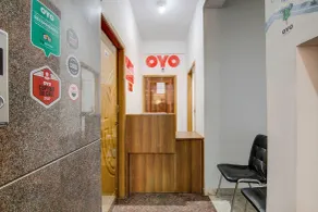 OYO 15695 Varcity Comforts - Réception