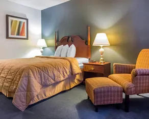 Econo Lodge - Chambre
