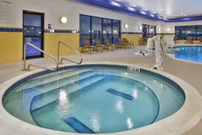 Holiday Inn Express & Suites Washington - Meadow Lands by IHG - Pool