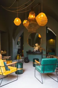 Le Victoria Boutique Hôtel - Charme au coeur du village historique - Accueil Vélo - Séminaire - Bar Lounge - Piscine - Reception
