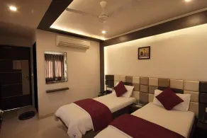 Hotel Flair Inn - Room