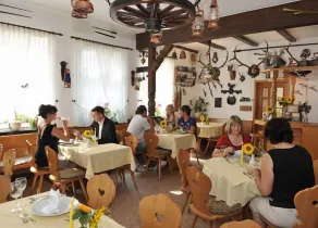 Landhotel Zur Grünen Kutte - Restaurante
