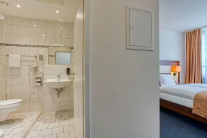 Centro Hotel Braunschweig, Trademark Collection by Wyndham - Bathroom