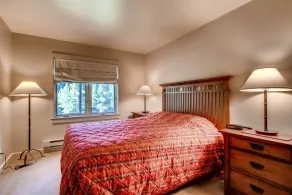 Soda Springs 3 Bedroom Townhome - Værelse