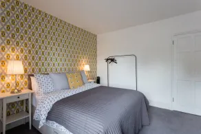 Ashton House - Stylish 2 Bedroom House, Close to Luton Town Center & Airport - Chambre