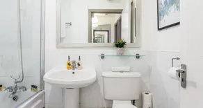 Vicar Street Apartments - Baño