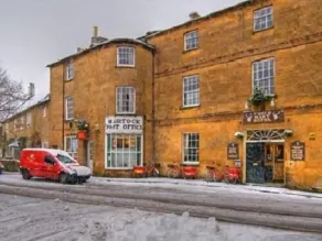 The White Hart Hotel - Image 1