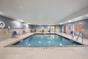Holiday Inn Express & Suites Chicago - Hoffman Estates by IHG - Pool