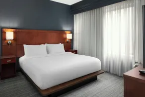 Courtyard by Marriott Knoxville Airport Alcoa - Chambre