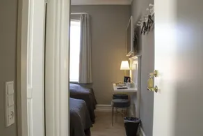 Hostrups Hotel - Room