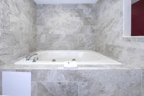 Red Roof Inn & Suites Jacksonville, NC - Salle de bain