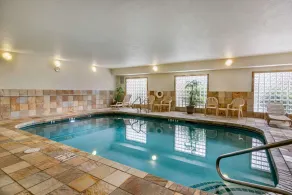 Clarion Pointe Medford - Piscine